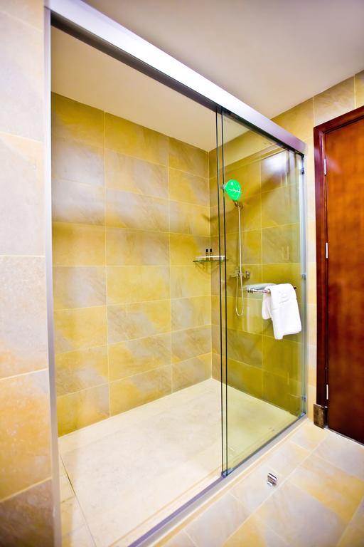 Shanghui International Hotel Guangzhou Bagian luar foto